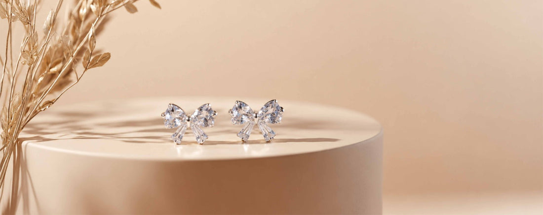 Silver vs Gold Jewellery: which is right for the modern Indian woman in 2026? - Onira Jewels