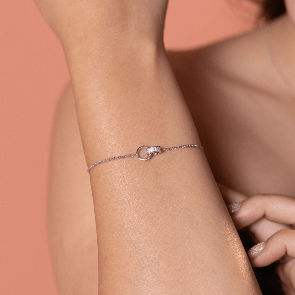 Pave Interlocking Circles Bracelet - Onira Jewels