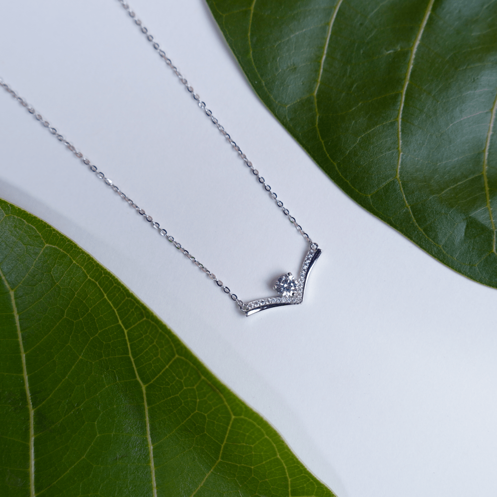 Grace Curve Necklace - Onira Jewels