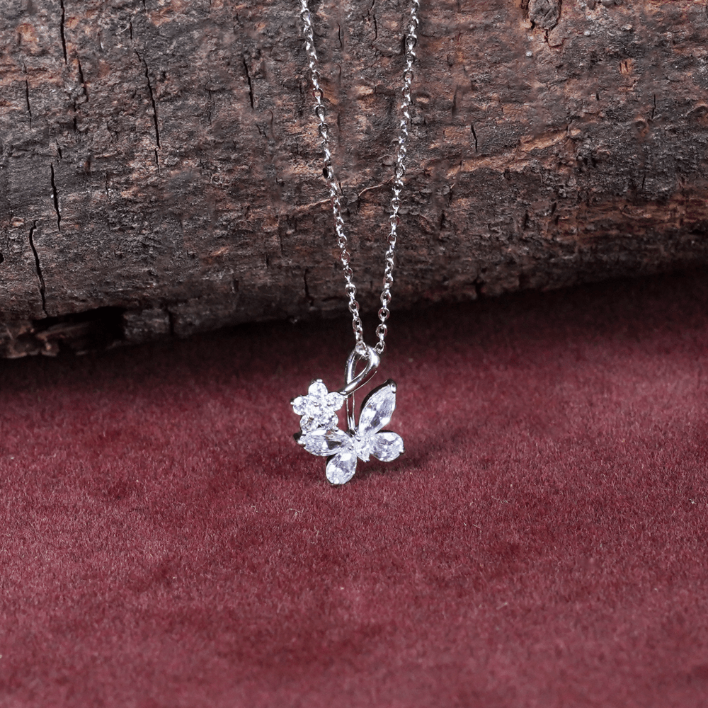 Floral Spark Pendant Necklace - Onira Jewels