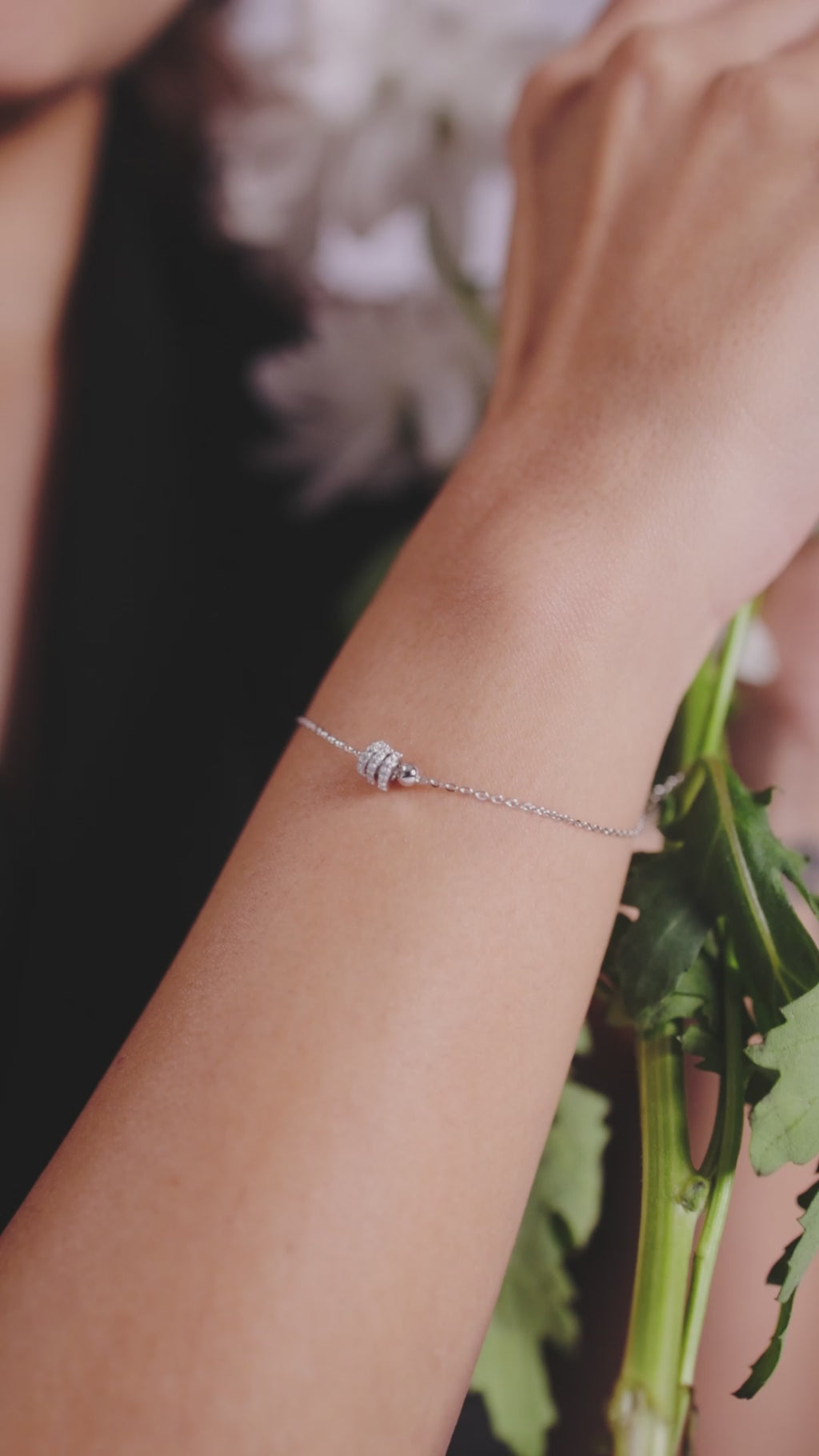 Interlocking Trio Ring Bracelet